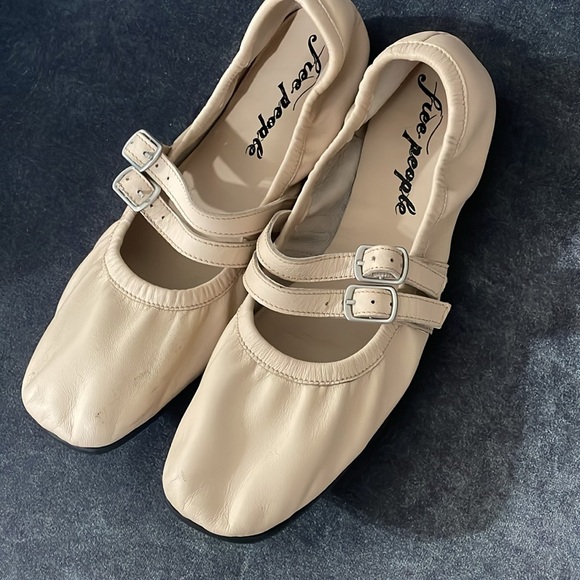 Free People Gemini Flat - Picture 4 of 12